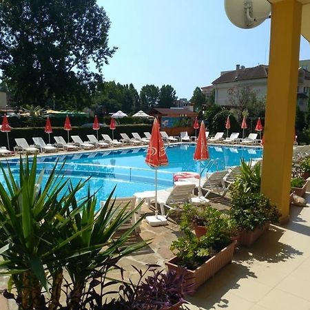 Blue Summer Sunny Beach Exterior photo